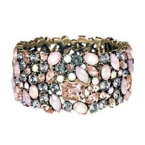 Jeweled bracelet